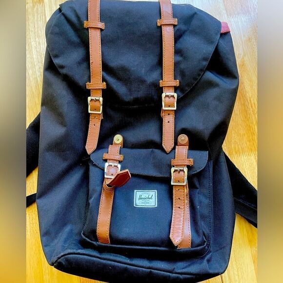 Herschel Supply Company Handbags - HERSCHEL Little America Backpack - Great Condition 30L Striped Lining